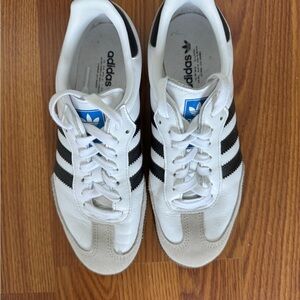 Adidas Samba, women’s size 7